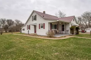 328 3rd Ave, Chippewa Falls, WI 54729 - Photo 3