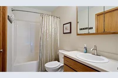 512 Windsor Forest Drive, Altoona, WI 54720 - Photo 17