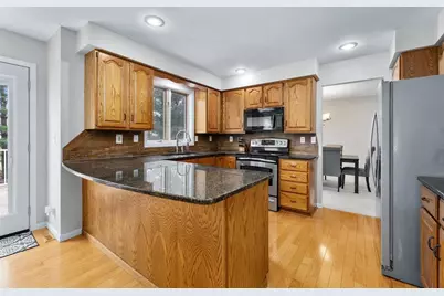 1011 Thompson Drive, Altoona, WI 54720 - Photo 11