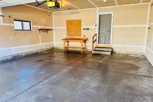 945 Cambridge Ct, Altoona, WI 54720 - Photo 5