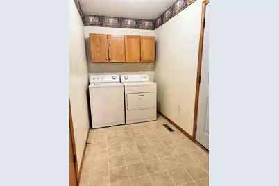 945 Cambridge Court, Altoona, WI 54720 - Photo 9
