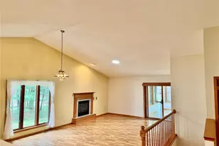 945 Cambridge Ct, Altoona, WI 54720 - Photo 17