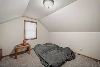 1812 Peterson Avenue, Eau Claire, WI 54703 - Photo 11