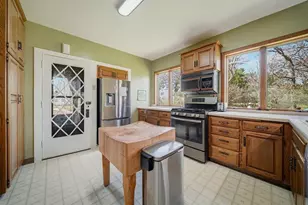 220 Dwight St, Chippewa Falls, WI 54729 - Photo 5