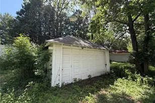 317 Summit Ave, Eau Claire, WI 54701 - Photo 9