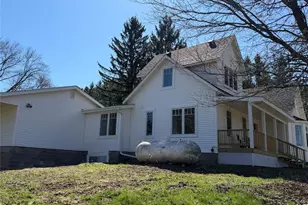 1527 Deerfield Rd, Eau Claire, WI 54703 - Photo 3