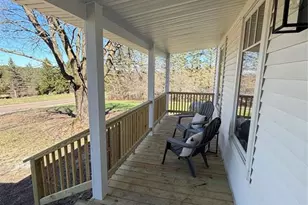 1527 Deerfield Rd, Eau Claire, WI 54703 - Photo 5