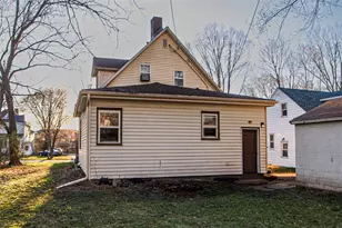 1114 7th St, Menomonie, WI 54751 - Photo 3