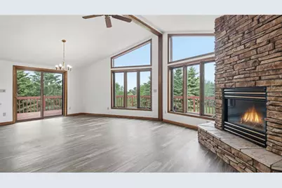 424 Kane Road, Eau Claire, WI 54703 - Photo 9