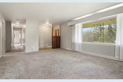 827 Park Ridge Drive, Eau Claire, WI 54703 - Photo 11