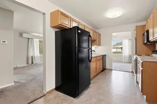 827 Park Ridge Dr, Eau Claire, WI 54703 - Photo 13