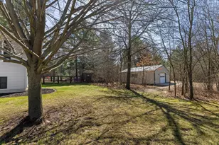 301 Lincolnwood Dr, Black River Falls, WI 54615 - Photo 23