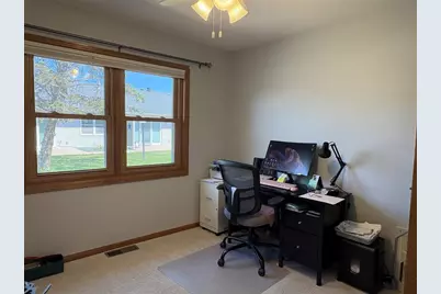 3163 Craig Road, Eau Claire, WI 54701 - Photo 17