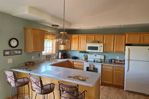 1036 Pine St, Black River Falls, WI 54615 - Photo 7