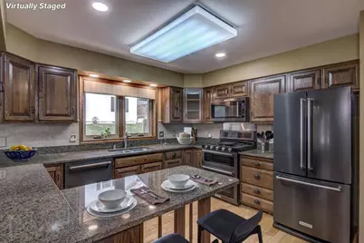2804 W Princeton Avenue, Eau Claire, WI 54703 - Photo 3