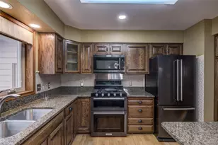 2804 W Princeton Ave, Eau Claire, WI 54703 - Photo 9