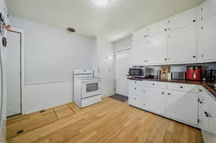 1715 Babcock Street #1 &amp #1/2, Eau Claire, WI 54703 - Photo 15