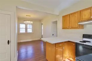 1211 Main St, Eau Claire, WI 54701 - Photo 9