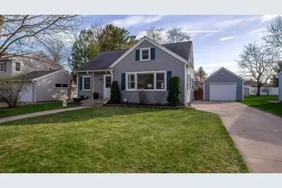 2728 Clark Place, Eau Claire, WI 54701 - Photo 3