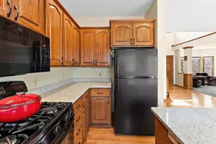 1016 Willow River Rd, Hudson, WI 54016 - Photo 13