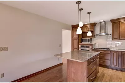 2916 Trinity Street, Eau Claire, WI 54703 - Photo 7
