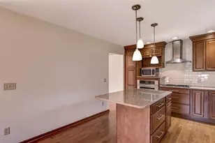 2916 Trinity St, Eau Claire, WI 54703 - Photo 7