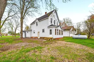 105 E Crumb St, Gilman, WI 54433 - Photo 3