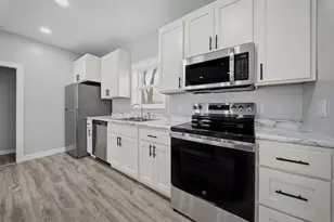 105 E Crumb St, Gilman, WI 54433 - Photo 9