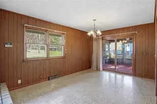2824 Seymour Rd, Eau Claire, WI 54703 - Photo 11