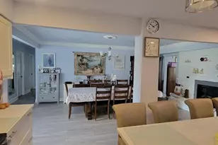 10953 Westview Ln, Mequon, WI 53092 - Photo 9