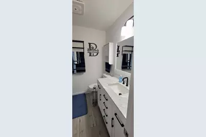 10953 Westview Lane, Mequon, WI 53092 - Photo 19