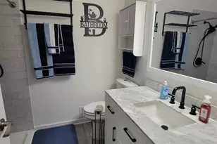 10953 Westview Ln, Mequon, WI 53092 - Photo 19