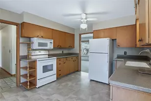 3333 Halsey St, Eau Claire, WI 54701 - Photo 9