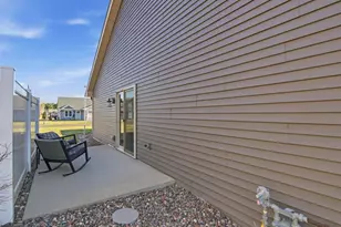 5642 Grn Pk Dr, Eau Claire, WI 54703 - Photo 29