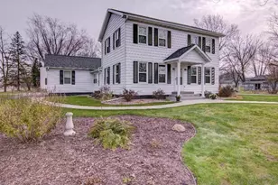 1047 Jefferson Ave #1 2 3 4, Chippewa Falls, WI 54729 - Photo 3