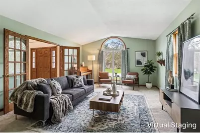 420 Southwood Court, Eau Claire, WI 54701 - Photo 7