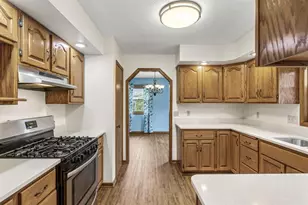 420 Southwood Ct, Eau Claire, WI 54701 - Photo 11