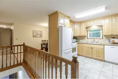 1210 S 50th Avenue, Eau Claire, WI 54703 - Photo 3
