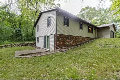 1210 S 50th Avenue, Eau Claire, WI 54703 - Photo 13