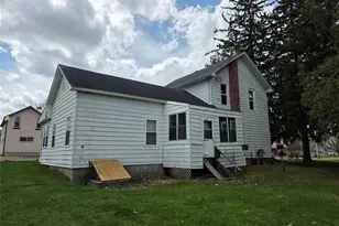 526 E Murray St, Boyd, WI 54726 - Photo 3