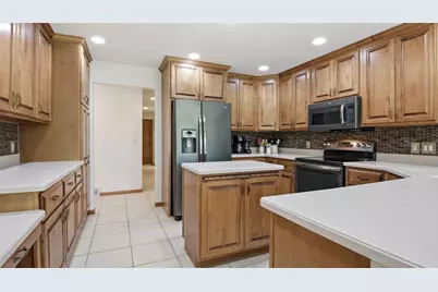 2530 E Princeton Avenue, Eau Claire, WI 54703 - Photo 13