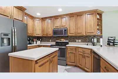 2530 E Princeton Avenue, Eau Claire, WI 54703 - Photo 11