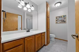 4630 Woodridge Dr, Eau Claire, WI 54701 - Photo 19