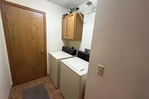3137 Craig Rd, Eau Claire, WI 54701 - Photo 9