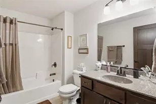 4929 Running Deer Dr, Eau Claire, WI 54703 - Photo 15