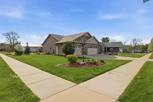 4929 Running Deer Dr, Eau Claire, WI 54703 - Photo 23