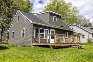 1031 Van Buren St, Black River Falls, WI 54615 - Photo 3