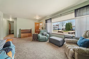 111 E McKinley Ave, Fall Creek, WI 54742 - Photo 5