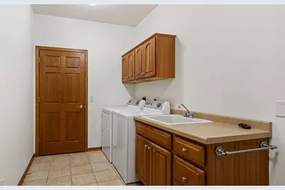 4112 Mill Run Court, Eau Claire, WI 54703 - Photo 47