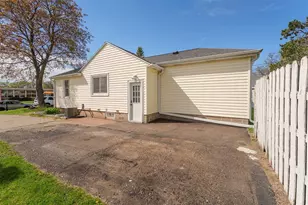 3003 8th St, Eau Claire, WI 54703 - Photo 35